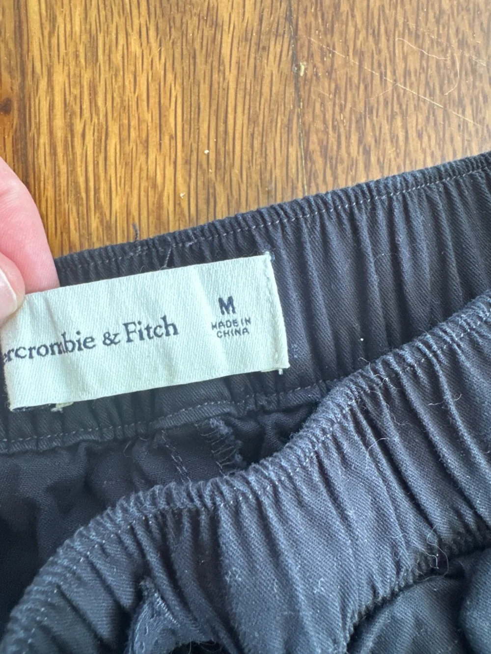 Joggers - Picture 2 of 4